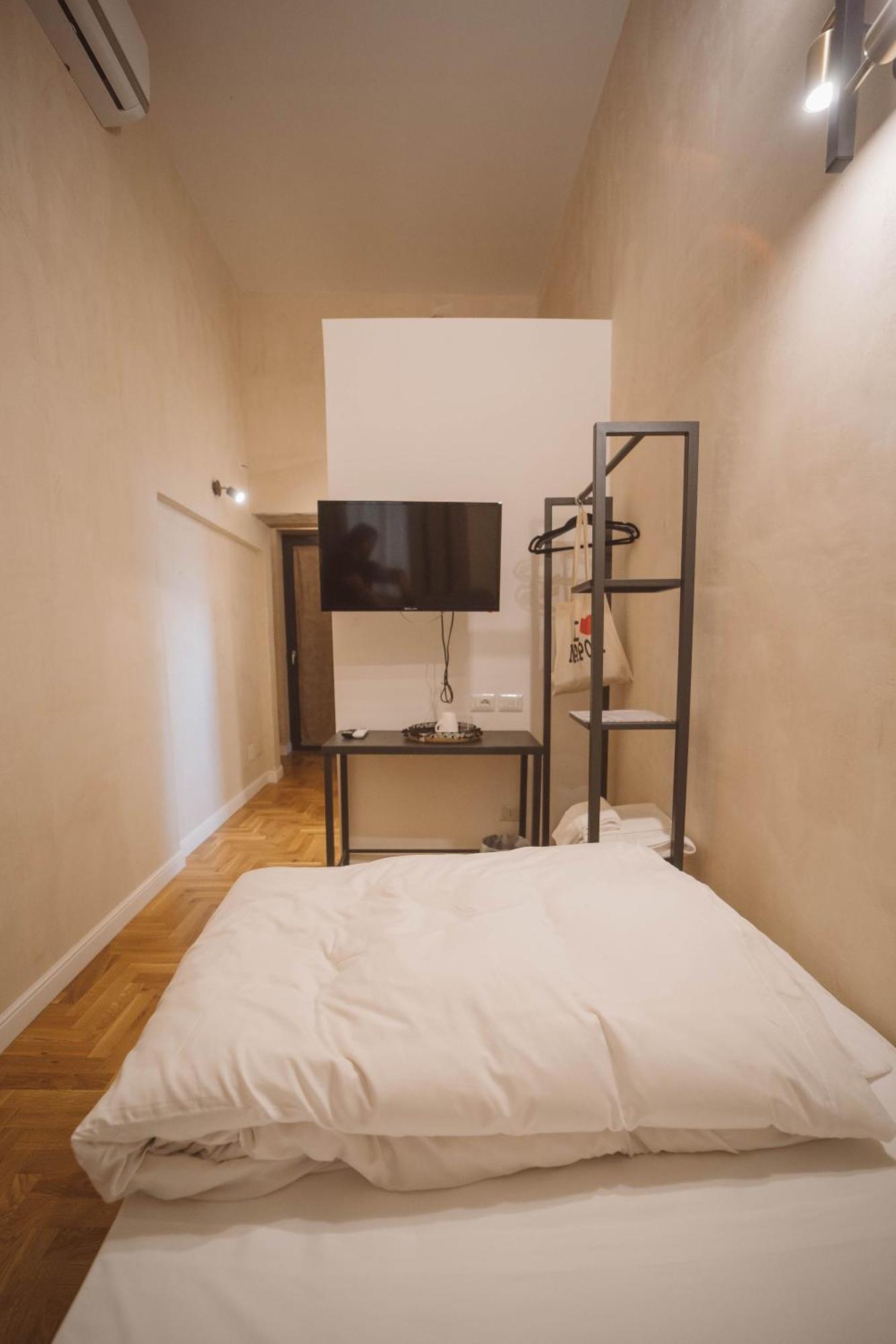Librai Suite Napels Buitenkant foto