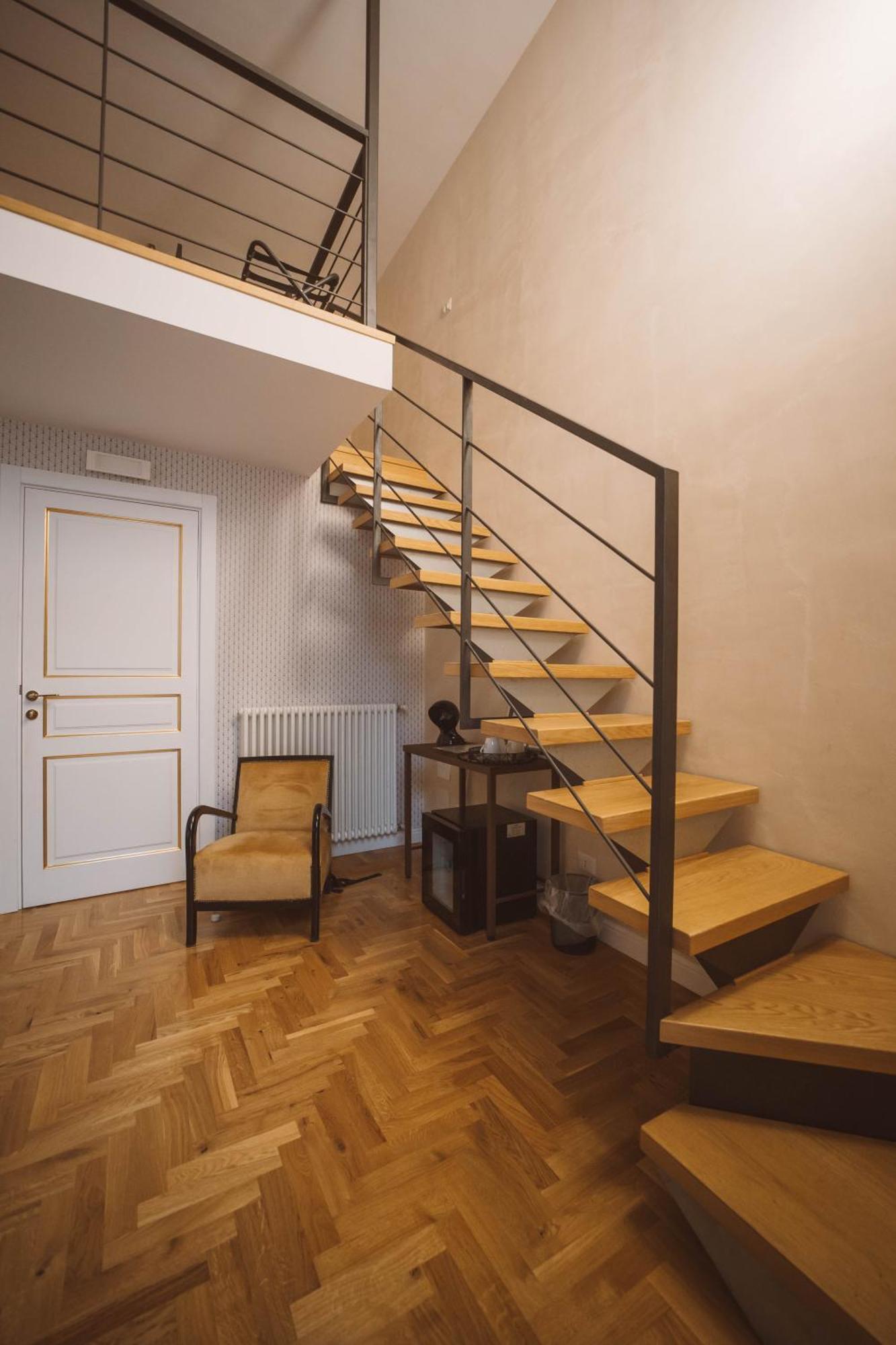 Librai Suite Napels Buitenkant foto